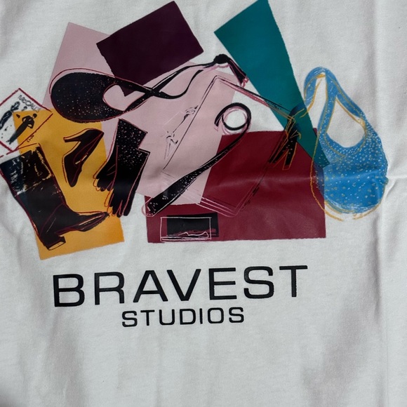BRAVEST STUDIOS White Mystery Tshirt size XXL - Picture 2 of 6